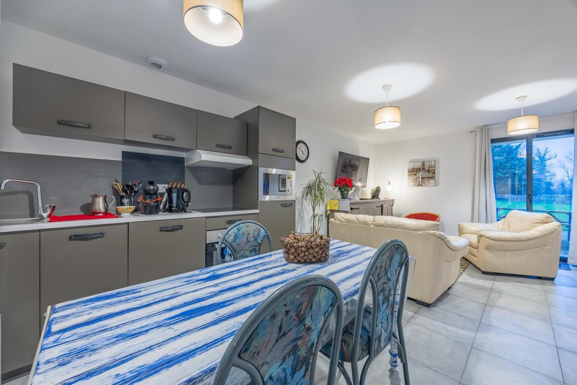 Logis Du Grand Pin Apartment Saint-Martin-des-Entrees Luaran gambar
