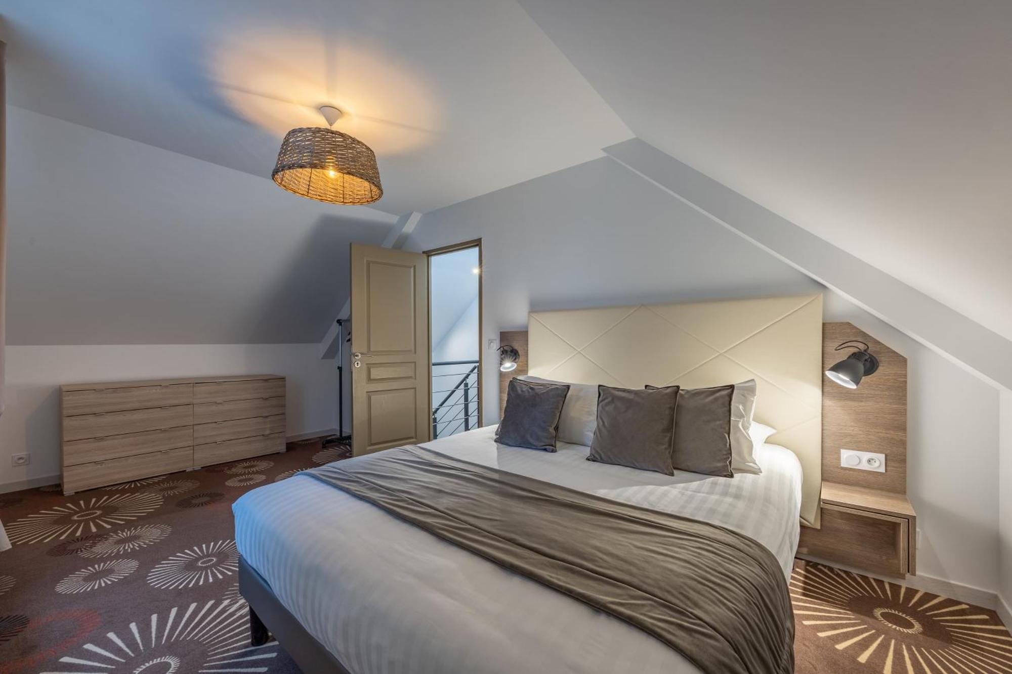 Logis Du Grand Pin Apartment Saint-Martin-des-Entrees Luaran gambar